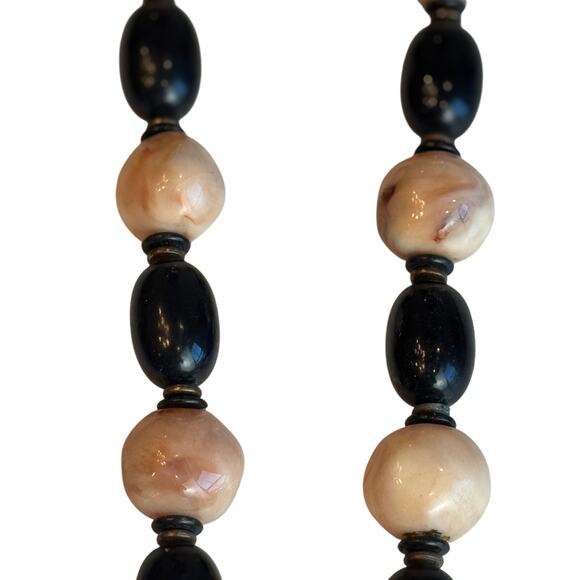 Pauline Rader Vintage Beaded Necklace Black Cream Marbled 32” Signed Statement - Picture 3 of 11